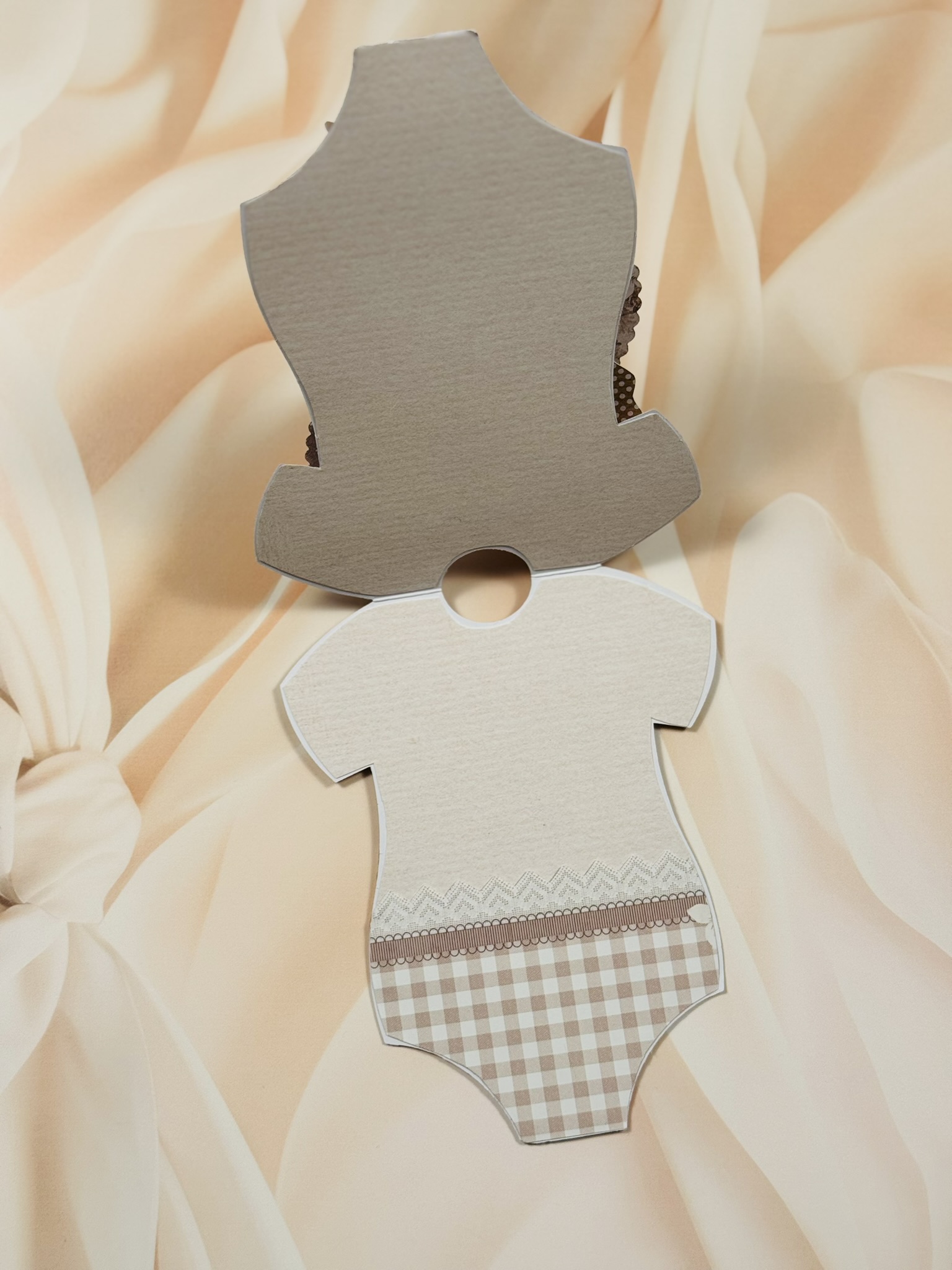 Kartka dziecięca - body. Kartka na narodziny, urodziny, baby shower - obrazek 3