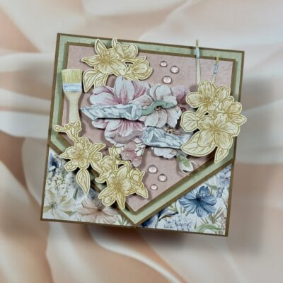 Kartka kopertówka z kwiecistymi tekturkami